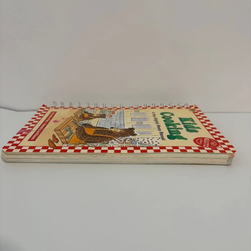 Klutz Kids Cooking Spiral Bound Cookbook Kids Great Used Condition 0-932592-14-7